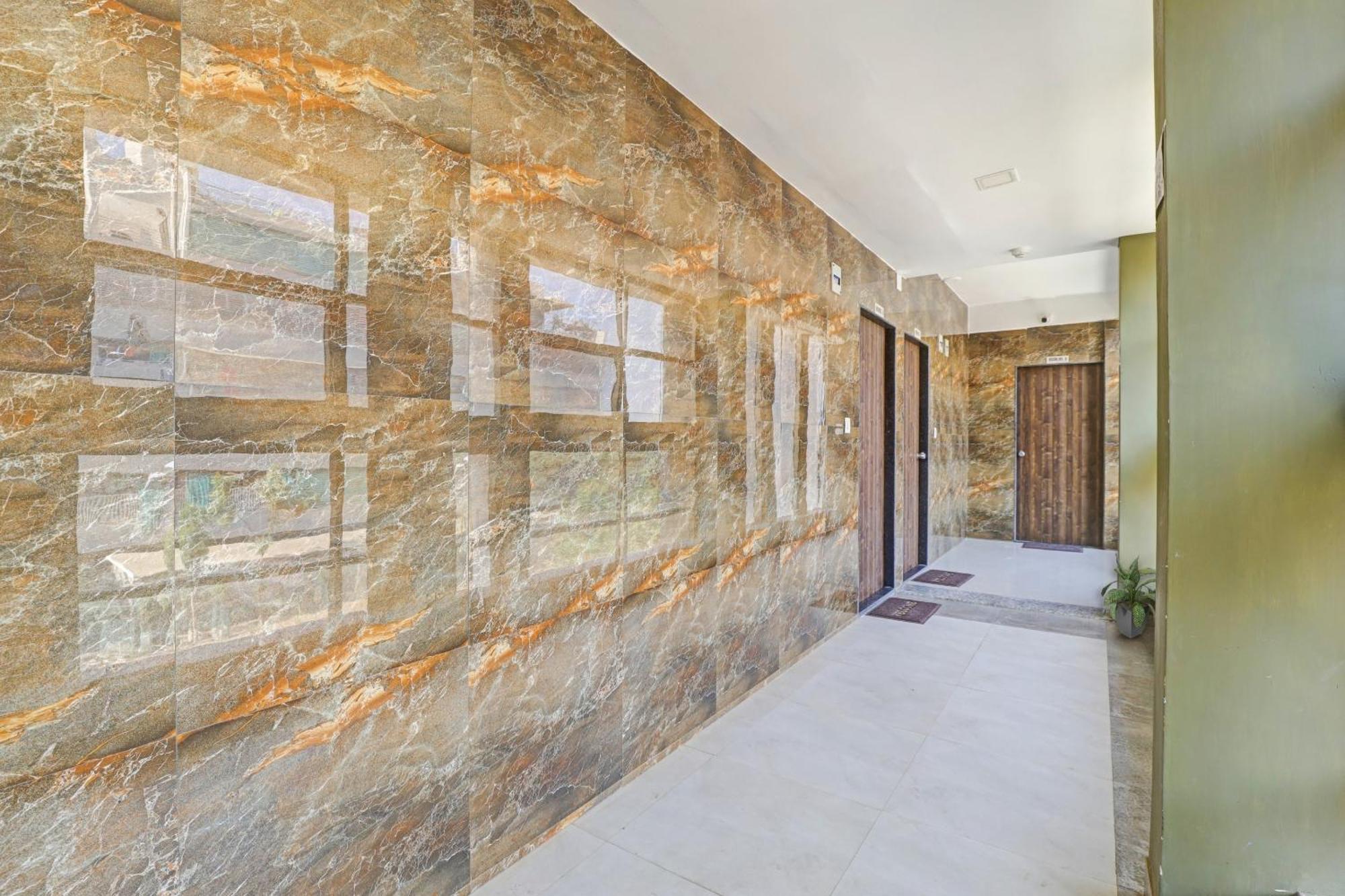 Fabhotel Relax Gandhinagar Exterior foto