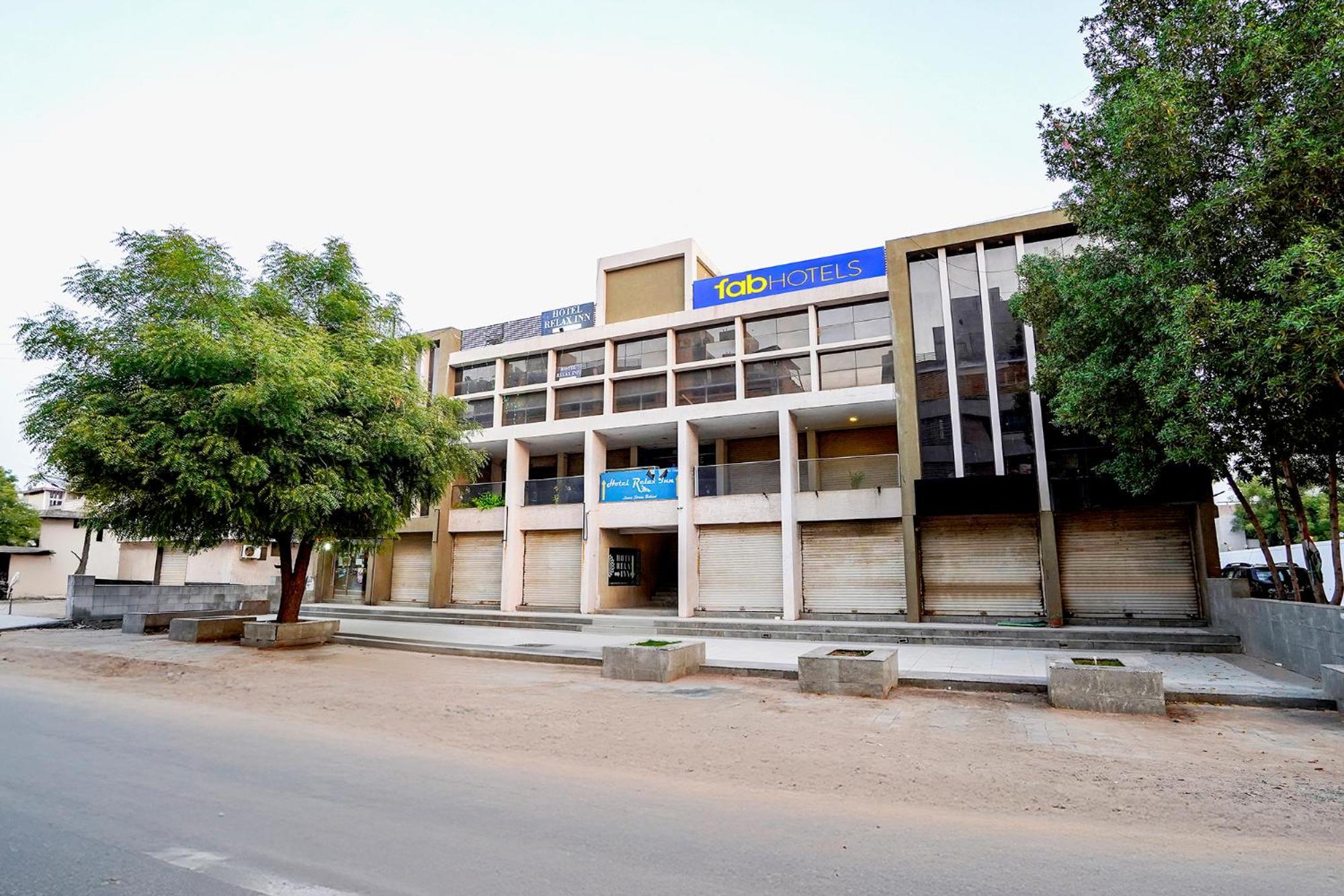 Fabhotel Relax Gandhinagar Exterior foto