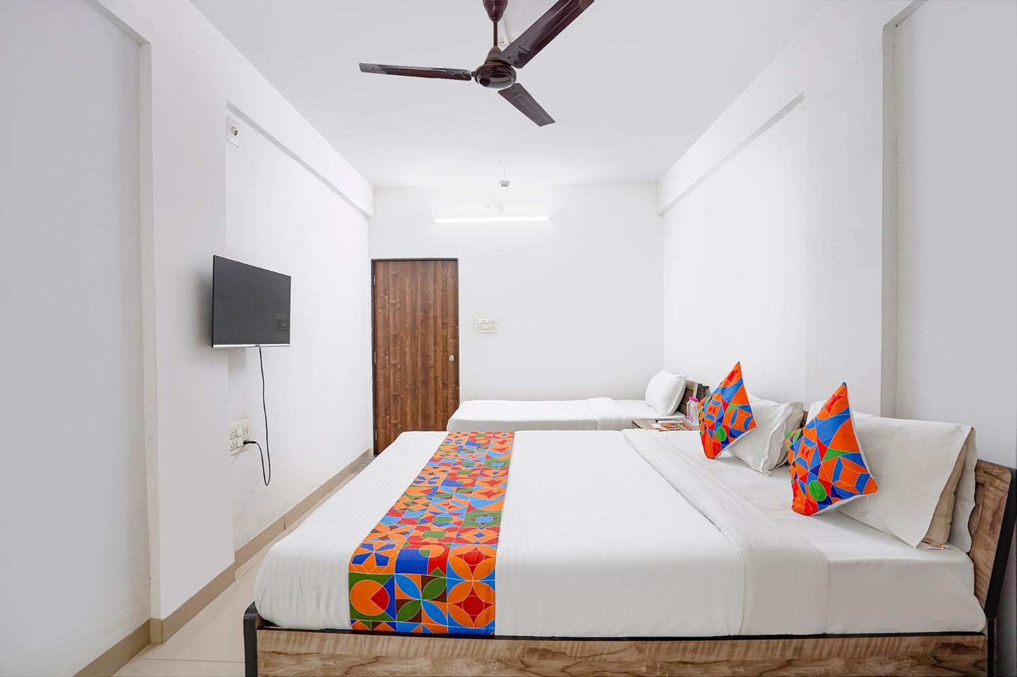 Fabhotel Relax Gandhinagar Exterior foto